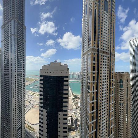 Wake Up To Sea Views In A Blue Lush Home On 51St Dubai Exterior photo