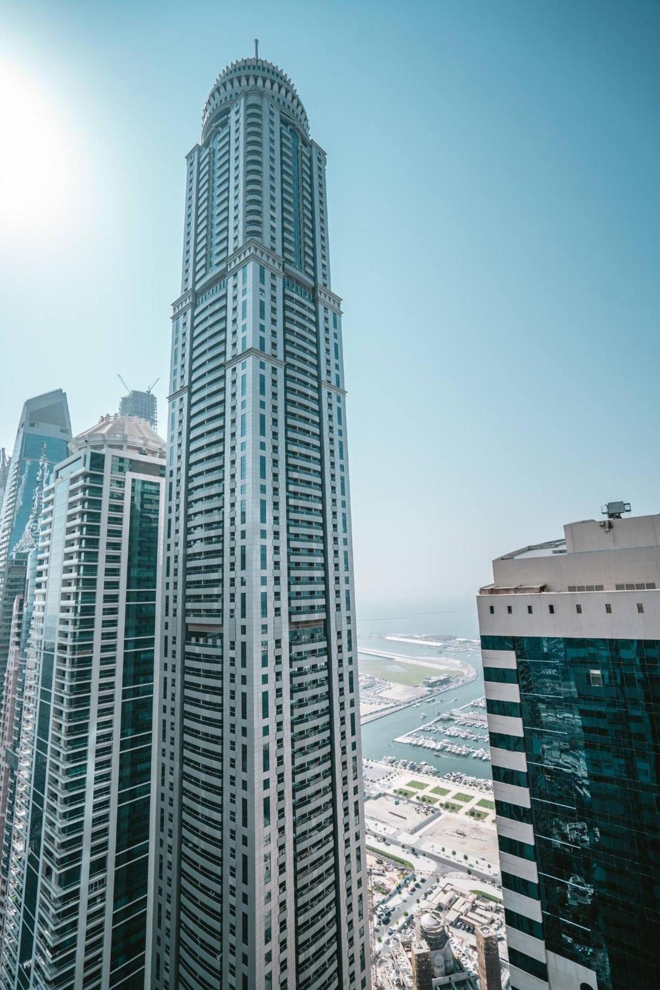 Wake Up To Sea Views In A Blue Lush Home On 51St Dubai Exterior photo